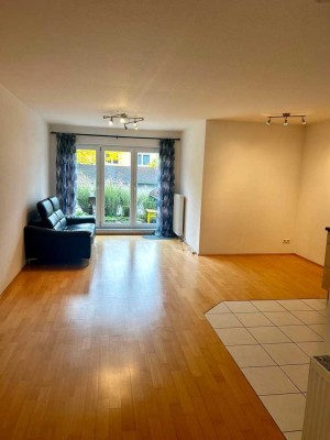 Helle 2-Zimmer Wohnung mit Balkon in Weingarten (Baden)