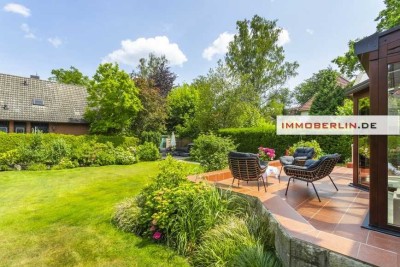 IMMOBERLIN.DE - Noble Villa in Topzustand mit generösem Garten in toller Lage