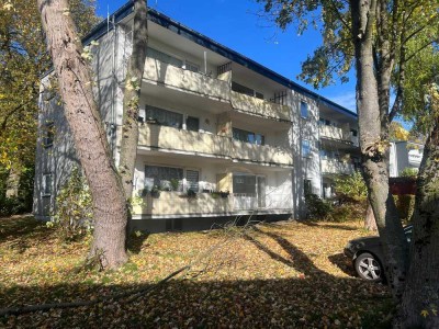 Frisch renovierte 3-Zimmer-Erdgeschosswohnung mit sonnigem Balkon