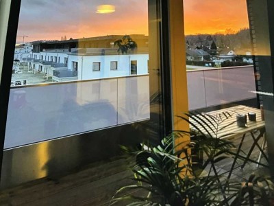 Helle 2-Zimmer Dachterrassenwohnung mit herrlichen Ausblick