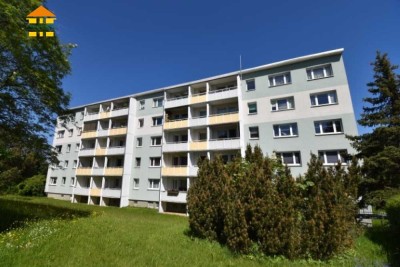**Gemütliche 3-Raum-Wohnung mit Balkon im ländlichen Aue zur Miete!**
