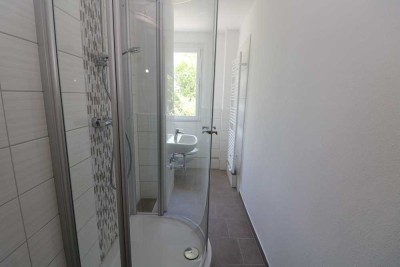 Auch ohne Badekappe Duschspaß garantiert…neu sanierte 2-RW mit Dusche & Balkon!!!