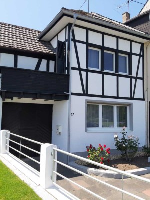 Haus in ruhiger Rheinlage zu vermieten