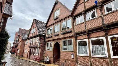 HISTORISCHER CHARME MIT ELBBLICK