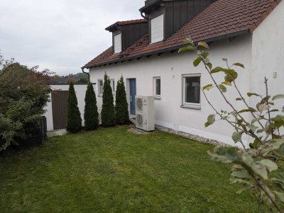 Röttenbach: Charmantes 2-Familienhaus zur Selbstnutzung und Kapitalanlage