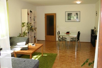 Moderne 4-Zimmer Erdgeschosswohnung mit Terrasse