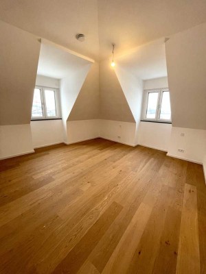Für Kapitalanleger! Penthouse-Wohnung mit Dachterrasse und Bergblick!