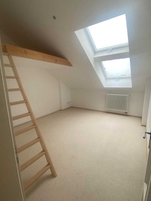 Schöne 4-Zimmer Maisonettewohnung in Biebrich