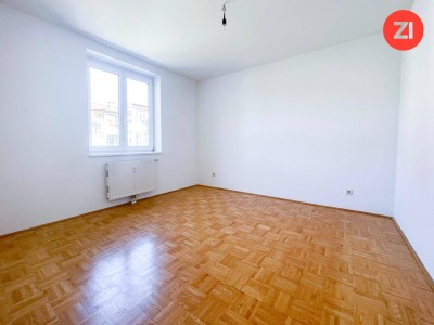 3- Zimmer Wohnung inkl. Loggia und Stellplatz!