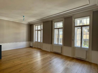 Klassicher Stilaltbau am Naschmarkt