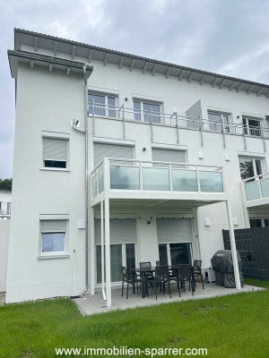 Zentral gelegene 2-Zimmer-Neubauwohnung mit Terrasse in Kemnath