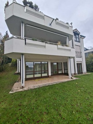 Ruhig gelegene 3 ZKB Wohnung mit eigenem Garten