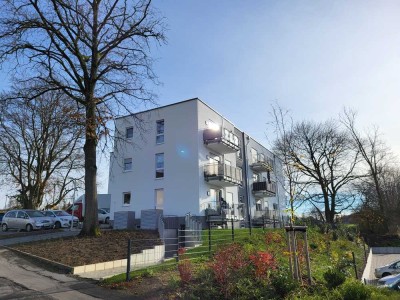 Tolle „Fast-Neubauwohnung“ - barrierefrei – ruhige Lage