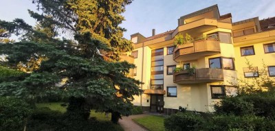 � Lichtdurchflutete 1,5-Zimmer-Wohnung mit Loggia & Tiefgarage