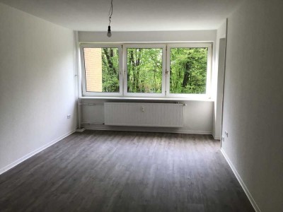 Moderne und großzügige 3-Zimmer-Wohnung mit Balkon