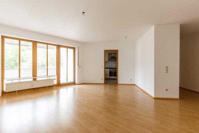 3-Zimmer-Wohnung mit Loggia und Einbauküche in Dachau