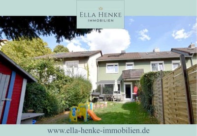 Ein Raumwunder: Gemütliches Reihenhaus mit 5 Zimmern, Kamin, Keller + Garten.