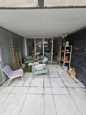 Vollsaniert, möbliert, 30 m Westterasse, All Inclusive Miete möglich