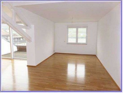 Bingen-Stadt - Rheinblick pur! Wunderschöne 4 ZKBB Wohnung im Dachgeschoss mit Loggia