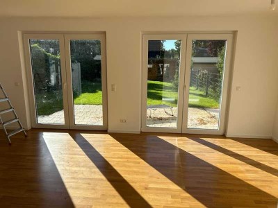 Erstbezug - Doppelhaushälfte mit schönem Garten in toller Lage