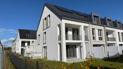 Neubau! Traumhaft helles 5-Zimmer Reiheneckhaus mit 245qm Garten