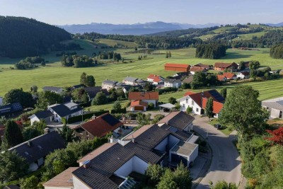 AUSSICHTSREICH.REPRÄSENTATIV.NATURNAH. - Stilvolles Wohnen vor malerischem Allgäuer-Alpenpanorama