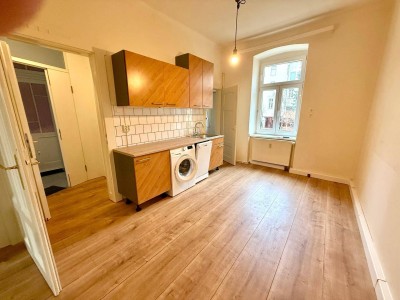 Gemütliche 2-Zimmer Erdgeschosswohnung mit Einbauküche