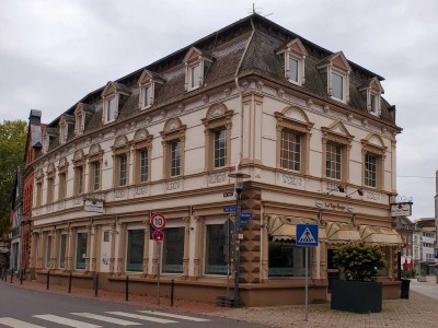 Kapitalanlage - Zentrales Mehrfamilienhaus mit Geschäftsfläche zur Versteigerung