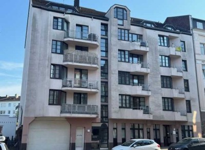 helle 1-Zimmer-Wohnung mit Balkon und EBK in Aachen, Nähe Westpark