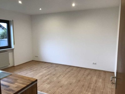 Helle Wohnung mit Einbauküche: attraktive 2-Zimmer-Wohnung in Eschbach