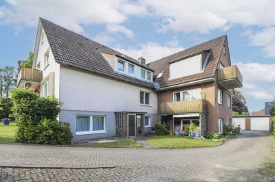 Attraktive Kapitalanlage: Voll vermietetes Mehrfamilienhaus mit 9 WE und 5 Garagen