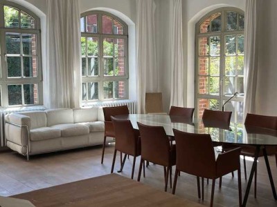 Stilvolle 2-Zimmer-Loft-Wohnung mit gehobener Innenausstattung, Terrasse, Sauna und EBK in Münster