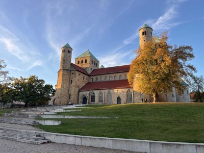 !ANFRAGESTOPP! 3 Zimmer Wohnung mit Balkon und Blick auf die Michaeliskirche