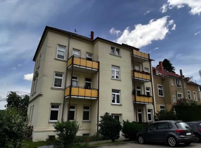 Vermietete Etagenwohnung mit Balkon und einem PKW-Stellplatz in angenehm zentraler Wohnlage!