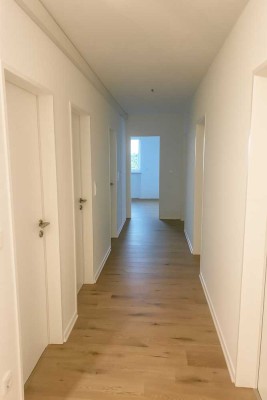 Moderne 3-Zimmer-Wohnung mit Balkon & Aufzug in München-Nymphenburg