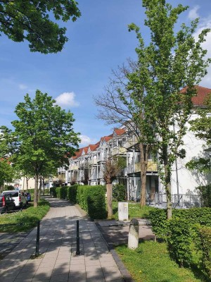 Charmantes 1-Zi.-Apartment im Univiertel, teilmöbliert, ruhig, grün, 5 Min zur Uni, mit Dachterrasse