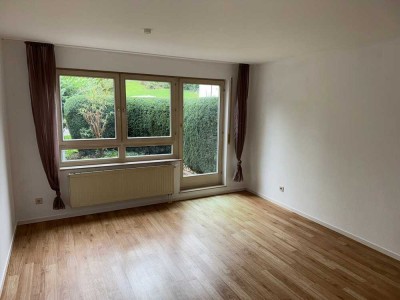 Helle 2-Zi.Whg. mit Terasse u. Balkon in Stuttgart-Kaltental