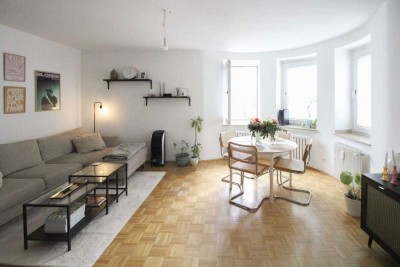 Zentral, zentraler, Lindemannstraße! Vermietetes Appartement mit Parkett und EBK in Düsseltal!