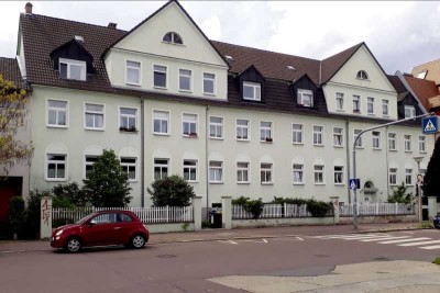 In der Herrichtung! Schöne große 2-Zimmerwohnung mit zukünftigen Balkon