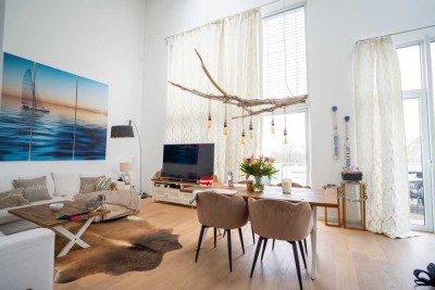 Licht, Design, Meer: Traumhaftes Penthouse mit exklusivem Wohnkomfort im Herzen von Scharbeutz