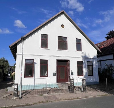 Modernisierte 4-Zimmer-Terrassenwohnung mit EBK in Lilienthal