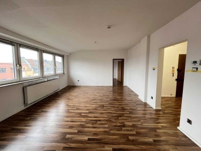 *LEERE 3 ZIMMER WONUNGEN* - ZENTRALE LAGE IN BILK