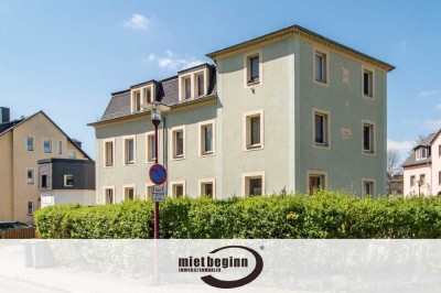 ERSTBEZUG NACH SANIERUNG – TERRASSE – WANNENBAD MIT FENSTER – RUHIG & ZENTRUMSNAH GELEGEN
