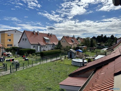 Eckreinhaus in ruhiger Siedlung Belagsfertig