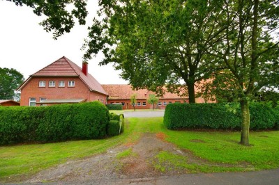 Provisionsfrei für den Käufer! Imposanter Resthof mit Potential in abgeschiedener Lage bei Ocholt