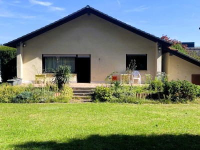 Hanau-Steinheim, geräumiges 1-Fam.-Haus mit Garage + tollem Grundstück in ruhiger Bestlage, 560.000