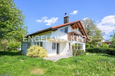 Schönes Einfamilienhaus mit ELW in toller Aussichtslage!