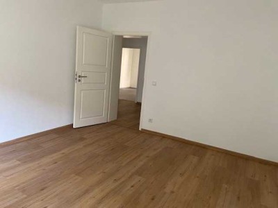 Helle 3-Zimmer-Wohnung mit Balkon in Nürnberg-Steinbühl