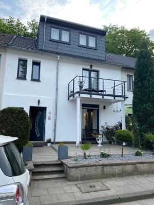 Top-Saniertes Reihenhaus im Essener Süden