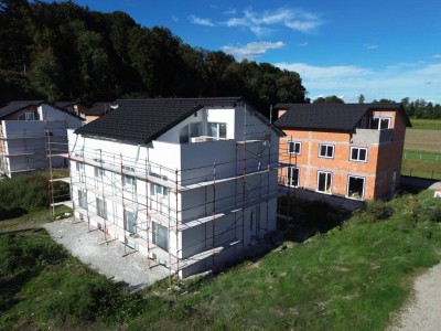 Modernes Doppelhaus in ruhiger Lage mit Galerie &amp; Dachterrasse – 128 m² schlüsselfertig mit 1,5 % Fixzins in Attnang-Puchheim (H04/1)